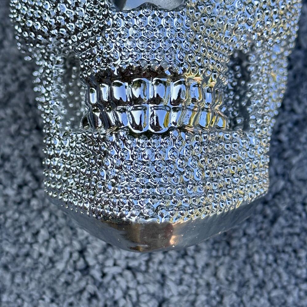 Skull Silver Textured Metallic Makeup Brush Pencil Holder Halloween Spooky Eyes - Picture 16 of 16